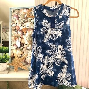 🌴NWT Hawaiian Tropical Blue White Sleeveless Top